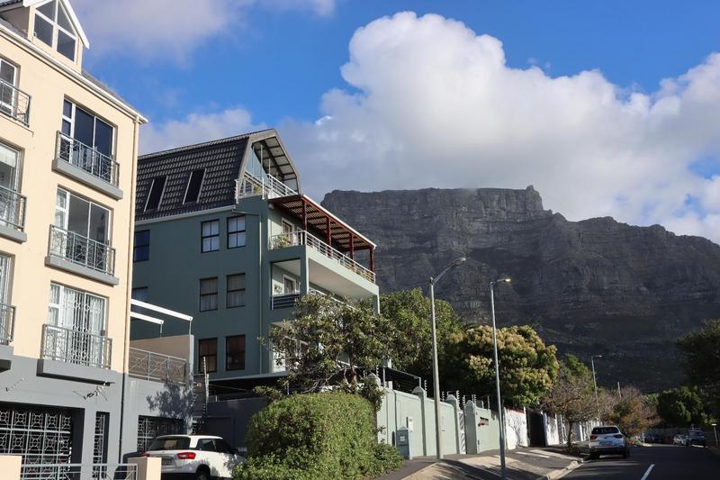 To Let 2 Bedroom Property for Rent in Vredehoek Western Cape